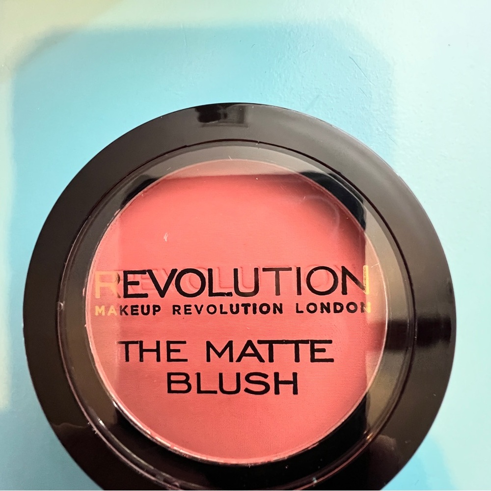 Revolution Matte Blush “Fusion”